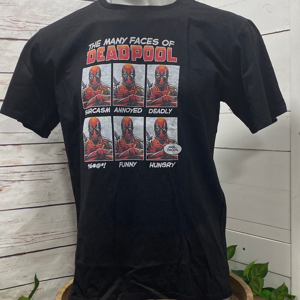 Marvel Deadpool Comic Book The Many Faces of T-Shirt Superhero Large Tacos L